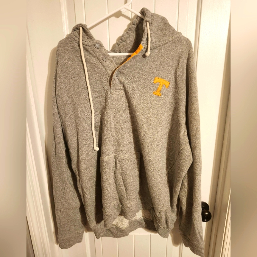 Colosseum Gray Hoodie with Orange Tennessee Vols Emblem